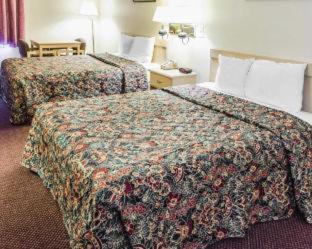 Baymont By Wyndham I-81 Hotel