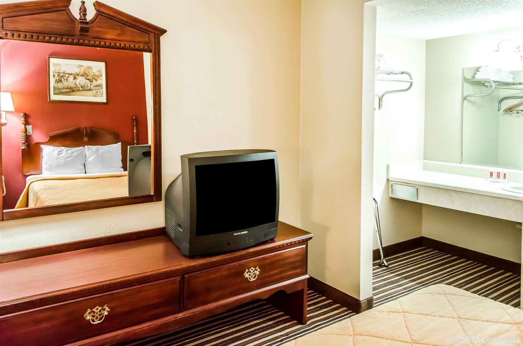 Baymont By Wyndham I-81 Hotel 2*
